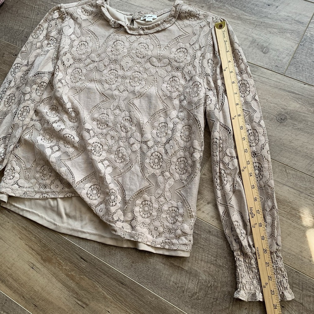 ULTRA PINK‎ Cute Floral Lace Beige Top Smocked Long Sheer Sleeve Mock Blouse L - Picture 10 of 16
